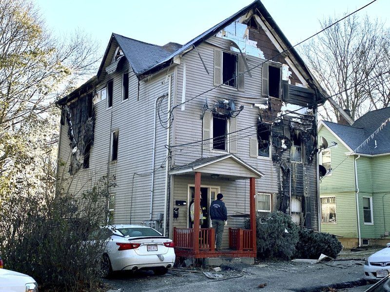 UPDATE: Worcester fire lieutenant dies battling house fire